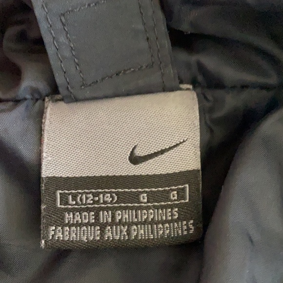 Nike jacket - Picture 4 of 10
